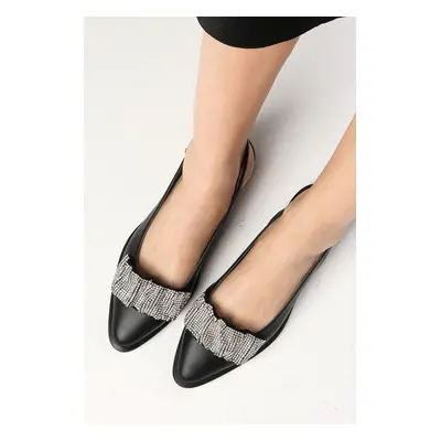 Mio Gusto Aisha Women's Black Flat Shoes. Flat Shoes.