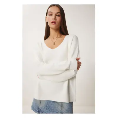 Happiness İstanbul Women's Bone V Neck Knitwear Sweater