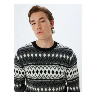 Koton Knitwear Sweater Crew Neck Patterned Long Sleeve