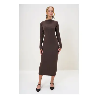 Trend Alaçatı Stili Women's Brown Crew Neck Long Sleeve Interlock Fabric Maxi Length Dress