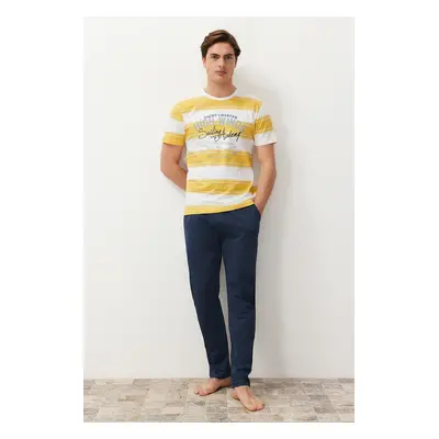 Trendyol Yellow Regular Fit Striped Knitted Pajama Set