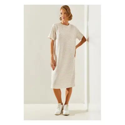 Bianco Lucci Women's Striped Seersucker Dress