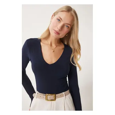 Happiness İstanbul Women's Navy Blue V Neck Snap Woven Bodysuit