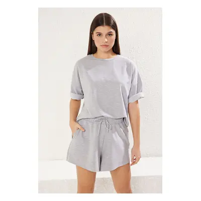 Trendyol Gray Melange Oversize/Wide Pattern Thin Flexible Shorts T-shirt Knitted Bottom-Top Set