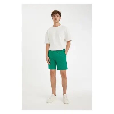 DEFACTO Slim Fit Slim Cut Skinny Leg Shorts