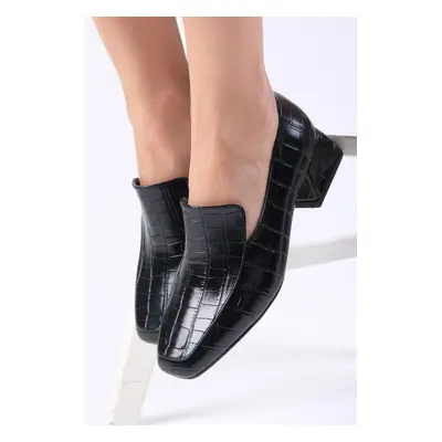 Mio Gusto Gaia Black Color Animal Patterned Flat Toe Women's Short Heeled Shoes