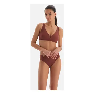 Dagi Brown Triangle Wide V Wire Wire Bikiny Top