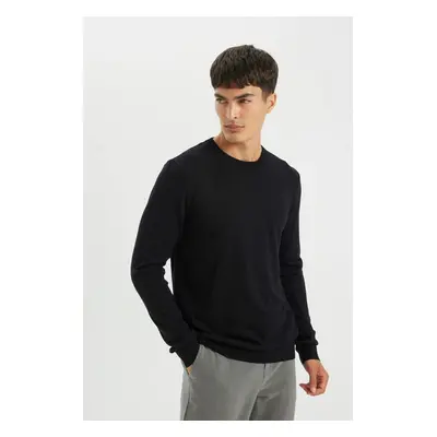 DEFACTO Standard Fit Regular Cut Crew Neck Basic Plain Knitwear Comfortable Sweater