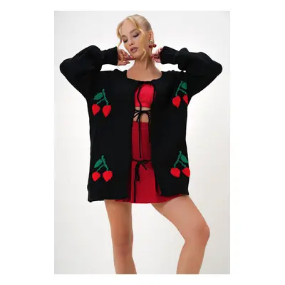 Trend Alaçatı Stili Women's Black Square Neck Tie Front Cherry Embroidered Knitted Cardigan