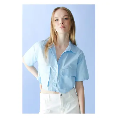 DEFACTO Cool Oversize Wide Pattern Pocket Detail Crop Short Sleeve Shirt