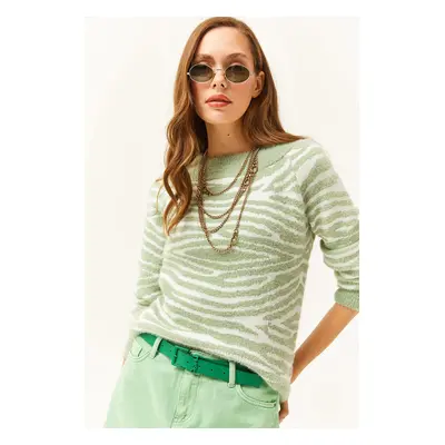 Olalook Women's Aqua Green Boat Neck Zebra Soft Textured Bearded Sweater