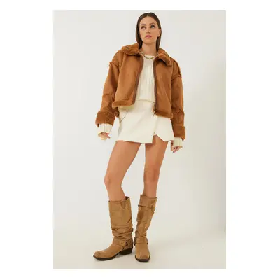 Bianco Lucci Women's Furry Pocket Detailed Piping Suede Coat