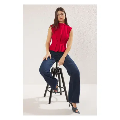 Trendyol Red Woven Crew Neck Sleeveless Blouse