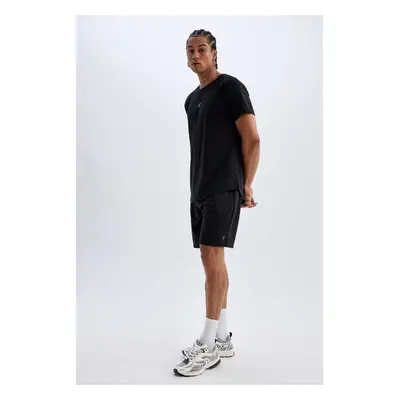 DEFACTO Black Fit Slim Fit Slim Fit Zipper Pocket Quick Drying Sports Shorts