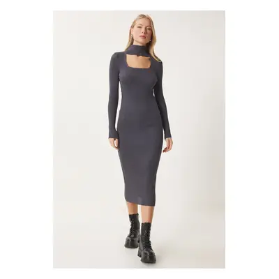 Happiness İstanbul Women's Smoke Cut Out Detailed Stand Collar Ribbed Knit Dress