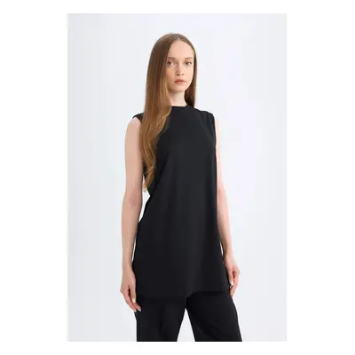 DEFACTO Regular Fit Crew Neck Sleeveless Basic Plain Black Tunic