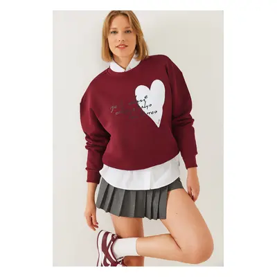 Bianco Lucci Women's Heart and Text Printed Sweatshirt Mbhs023