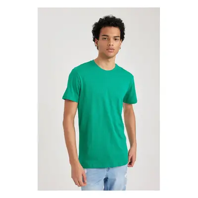 DEFACTO Slim Fit Crew Neck Basic T-Shirt