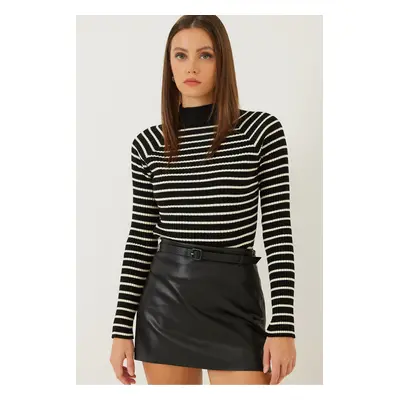 Bianco Lucci Women's Striped Turtleneck Sweater