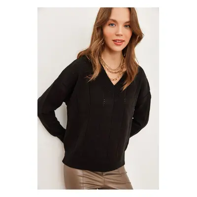 Olalook Women's Black V Neck Openwork Crop Knitwear Sweater