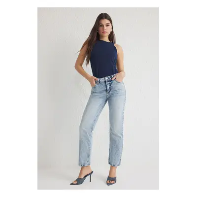 Trendyol Light Blue Regular Waist Straight Jeans