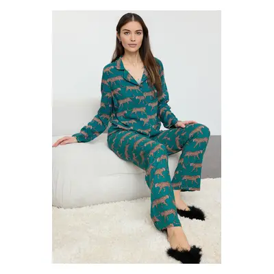 Trendyol Emerald Green Tiger Patterned Viscose Woven Pajama Set