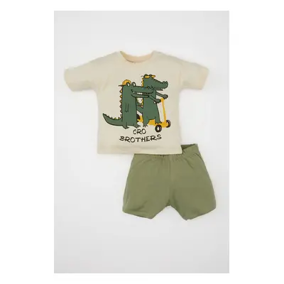 DEFACTO Baby Boy Crocodile Printed T-Shirt Shorts Piece Set