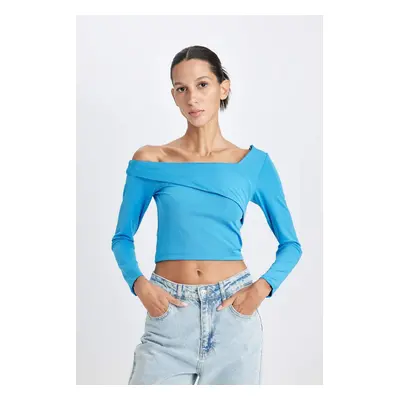 DEFACTO Fitted Body-hugging Off-the-shoulder Long-sleeved T-shirt