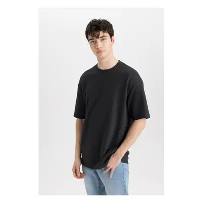 DEFACTO Comfort Regular Fit Relaxed Cut Crew Neck Short Sleeve Heavy Fabric Basic Plain T-Shirt