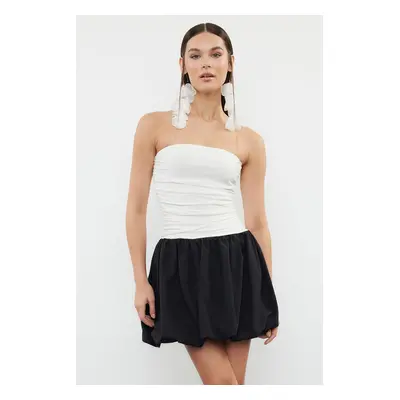 Trendyol Black-White Color Blocked A-Line Woven Short Balloon Elegant Evening Dress