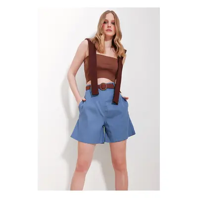 Trend Alaçatı Stili Women's Blue Straw Knit Belt Gabardine Shorts