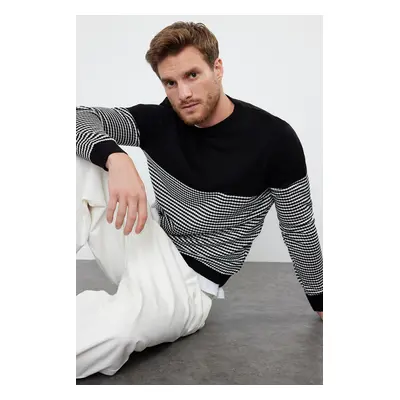 Trendyol Black Slim Fit Crew Neck Striped Knitwear Sweater