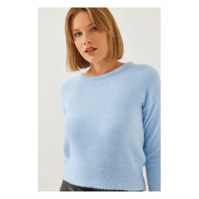 Bianco Lucci Women's Crew Neck Soft Sweater