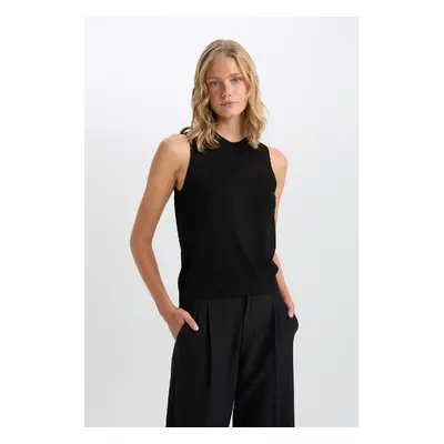 DEFACTO Black Fitted Crew Neck Rib Sleeveless Basic Plain Sweater