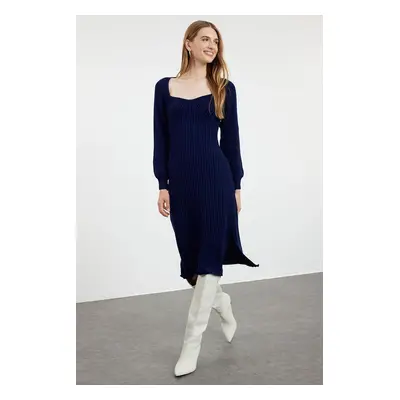 Trendyol Navy Blue Midi Knitwear Sweetheart Neckline Dress