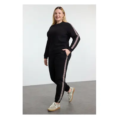 Trendyol Curve Black Crew Neck Regular Stripe Detailed Polar Fleece Knitted Plus Size Tracksuit