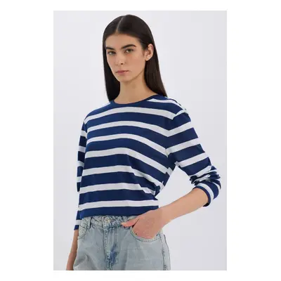 DEFACTO Regular Fit Crew Neck Striped Casual Long Sleeve T-Shirt