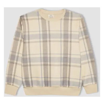 DEFACTO Boy&#39;s Crew Neck Patterned Flannel Sweatshirt