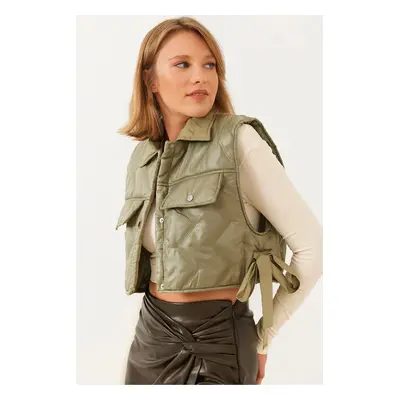 Bianco Lucci Women's Quilted Crop Vest