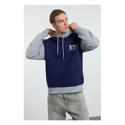 Trendyol Navy Blue Oversize/Wide Cut Color Block City Embroidered Fleece Hooded Sweatshirt