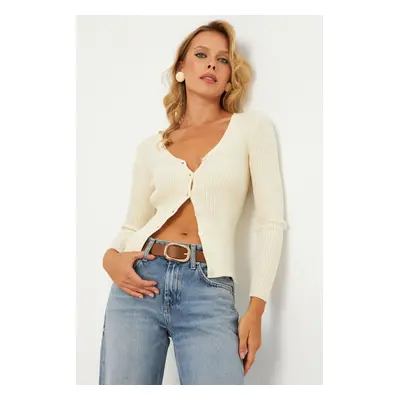 Cool & Sexy Women's Ecru Buttoned Knitwear Cardigan YV94