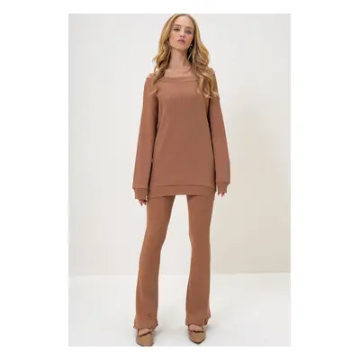 Trend Alaçatı Stili Women's Camel Boat Neck Camisole Oversize Blouse and Bell-bottom Trouser Set