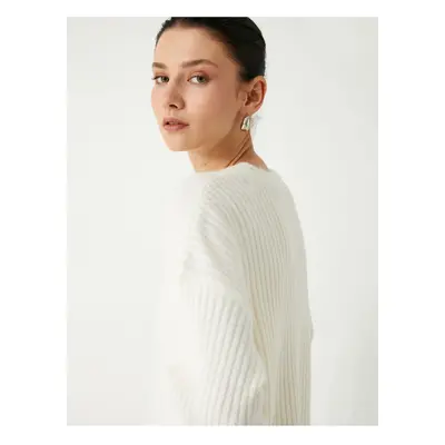 Koton Soft Texture Long Sleeve Basic V Neck Oversize Knitwear Sweater