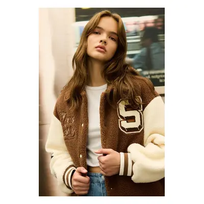 DEFACTO Cool Oversize Wide Pattern Plush Bomber Jacket Polo Collar Embroidered Snap Pocket