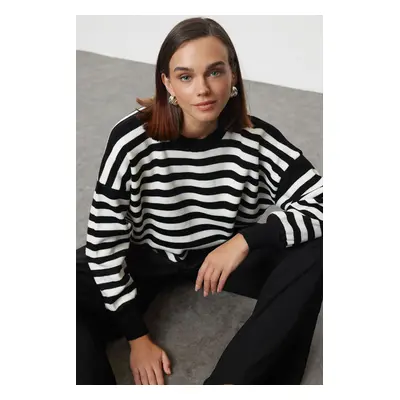 Trendyol Black Basic Striped Sweatshirt Look Knitwear Sweater