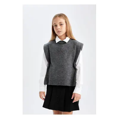 DEFACTO Girl's Crew Neck Plain Knitted Sweater