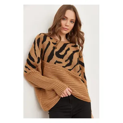 Olalook Women's Camel Zebra Detailed Knitwear Sweater