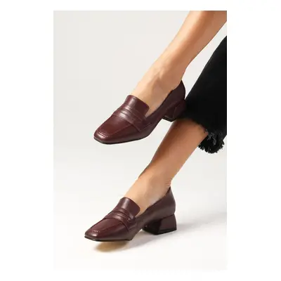 Mio Gusto Cecille Burgundy Color Flat Toe Short Heel Women's Shoes