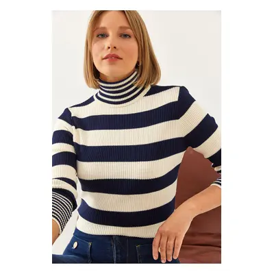 Bianco Lucci Women's Turtleneck Striped Knitwear Sweater