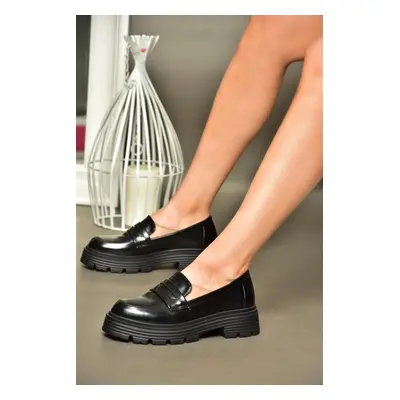 Fox Shoes R996092008 Black Patent Leather Thick Soled Women's Casual Shoes